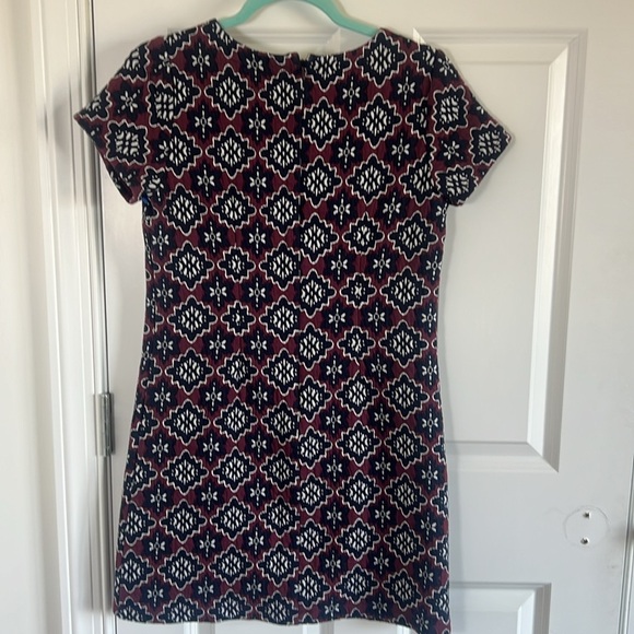 LOFT Medallion Jacquard Shoulder Button Dress Size 4 - Picture 6 of 8